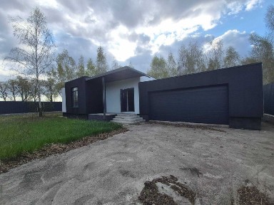 Сучасний будинок у Білогородці з гаражем
