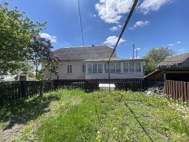 Терміново продається затишний будинок в смт. Брусилів (Нові Озеряни) 75 км від м. Києва