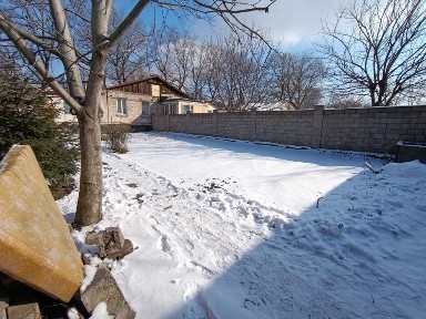 ПРОДАЖ частини будиночка на вул. Дальній (селище Будівельників) (А)