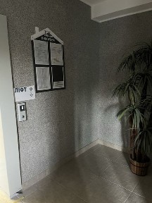 Продам 2-х кімнатну квартиру по вул. Лісова, 42