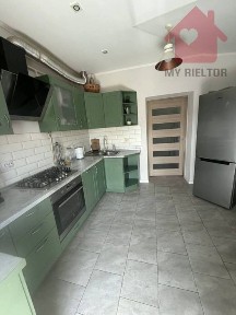 Продам 3х кімнатну квартиру, 91кв. м., новобудова, Капушанська, цегляний будинок, газ