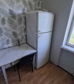 1-кімнатна в житловому стані з газовою колонкою в районі 12 КВАРТАЛА (720319)