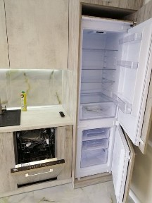 Здам в центрі 2 км вул. Мельника 10