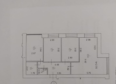 Продаж трикімнатної квартири з базовим ремонтом в Центральний Преміум