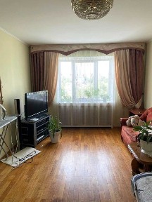Продається чудова 3-х кімнатна квартира з ремонтом, 110м2, вул. Ревуцького, 5, біля озера Сонячне