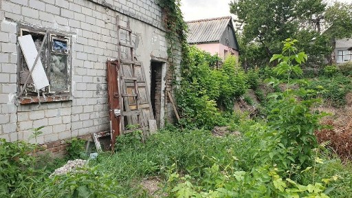 Будинок під реконструкцію вул. Леонтовича, район Січових Стрільців