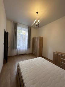 Оренда 2-кімнатної квартири вул. Снопківська, 39