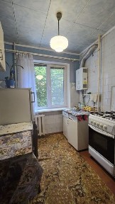 Продаж 2к Критий ринок, 2/5, балкон