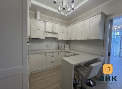 Парк Победы. Даухкомнатная каартира с ремонтом. ЖК Армейский