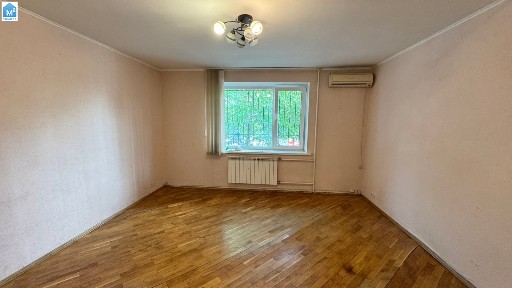 Без% Фото реал 5к 1/9пов Пріорка Куренівка Вишгородський масив вул. Автозаводська