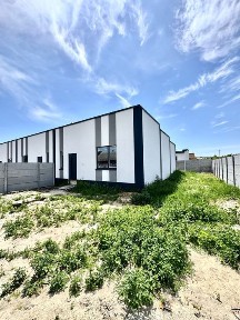 Продаж 1 поверхового таунхауса з ділянкою на 1.5
