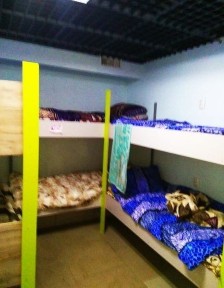 Продам підвальне приміщення частково з вікнами на Куренівці був хостел