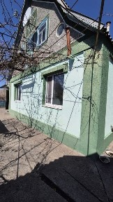 Продаж будинку з комунікаціями. С. Фурси. Поруч річка