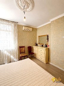 Киев, Елизаветы Чавдар ул., 8