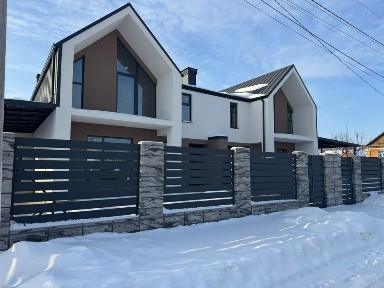Продається будинок, новобудова, у престижній локації міста