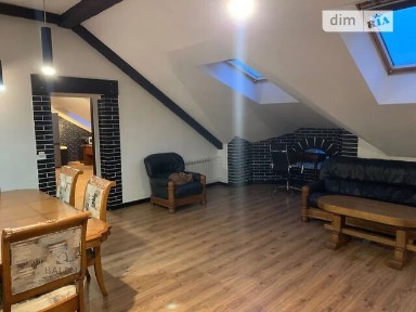 Оренда просторої 2-кімнатної квартири-студіо (120 м²), вул. Костянтинівська, 34 Без комісії від власника.