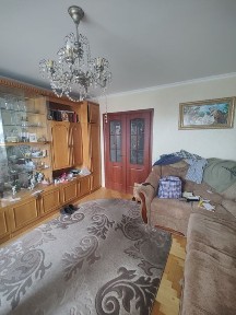 Продаж 3-кімнатної квартири