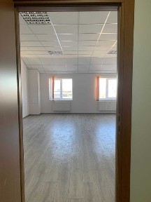 Аренда офиса 45м2 от собственника, 6 поверх, БЦ Веста, у В. Хвойки, м Почайна
