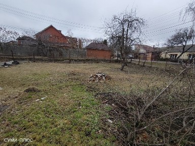 Продаж ділянки з будинком (будинок без ремонту)