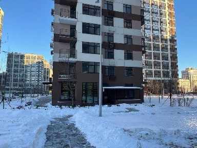 Продаж комерції. Кутовий фасад 69м | вул. Родини Крістерів 14В | ЖК Варшавський 2
