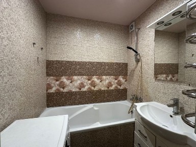 Продам 3-х кімнатну квартиру ЧН, масани, 5 поверх, середина будинку, від власника