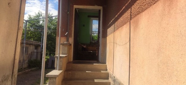 Продаж будинку у Росвигово.