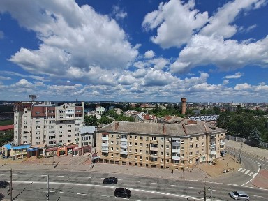 Продаж 2 кімнатної квартири просп. Бандери