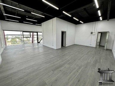 Офіс 860 м² | 3 поверхи | Генератор | Шулявка | Cosmo Multimall