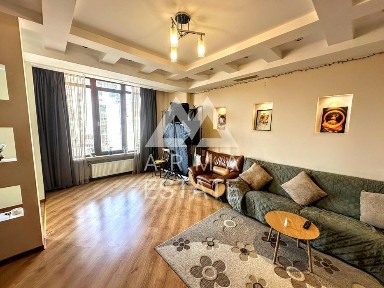 Продаж 2к. кв. Жилянська 59, Дипломат-Холл, Саксаганського