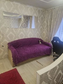 Продаю часть дома, с отдельным входом, возможно под офис или жилье.