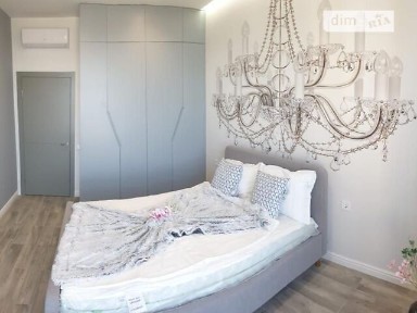Здам подобово 3к квартиру на вул. Сімферопольська 2К • ID 31680425