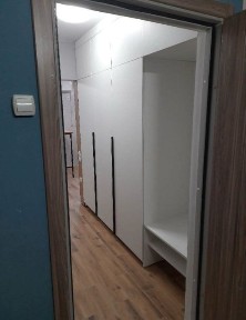 Київ, Дарницький, Вішняківська 4