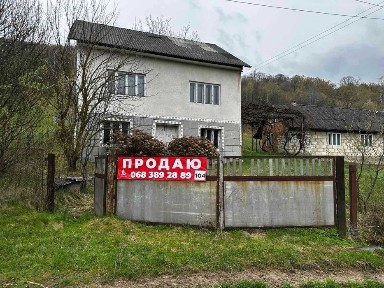 Продається будинок в с. Крива