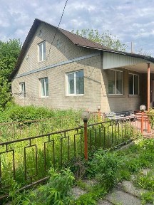 Продаж будинків з озером в с. Мотовилівка