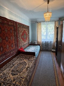 Продаж 2-км хрущівки, район залізничного вокзалу.