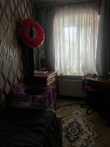 Продам двокімнатну квартиру.