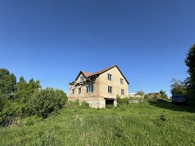 ВЛАСНИК! Будинок з гаражем Рівне