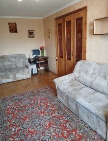 Сдам реальную трёхкомнатную квартиру на проспекте Гагарина 41/2, новострой м. Спортивная и м. Левада, военные ++