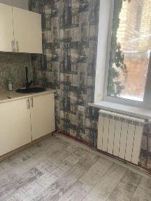 Здається будинок у Нових Петрівцях