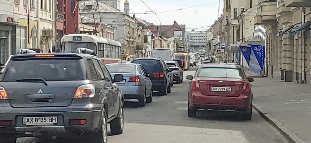 Оренда поруч із зупинками міського транспорту - Полтавський шлях