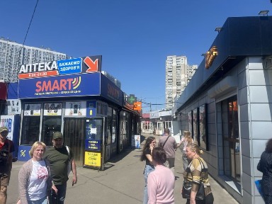 Метро Харківська, комерційні приміщення 20,30,40,60,120 м2