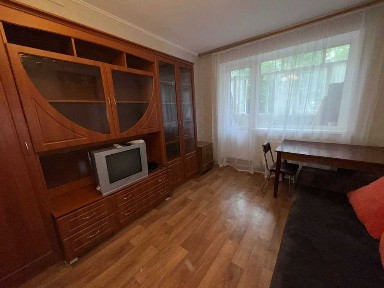 2-х кімнатна на Вишенці, пр-т Юності