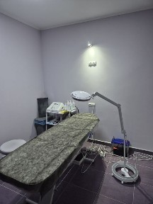 Оренда косметологічного кабінету та місця для майстра візажу, зачісок