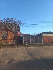 М. Холодная Гора, продам 2 дома на одном участке, ул. Пограничная