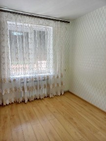В центре Чугуева продам часть дома