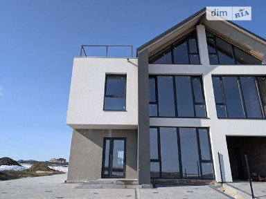 Продаж 3 поверхового таунхауса з ділянкою на 4 сотки, 185 кв. м, 4 кімнати, на вул. Лесі Українки • ID 34042235