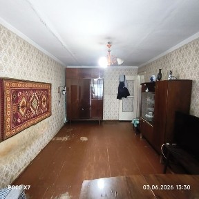 Продається 1 кім БЕЗ РЕМОНТУ вул. П. Орлика (Гайдара)