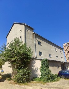 Продаж Комерція вул Миколайчука під різний вид Діяльності 165 кВт, 6 соток, 500000€