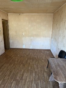 Продам 1 кім 3/5 вул Караманіц 64