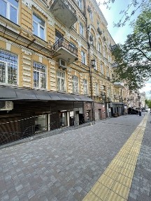 Аренда нежилого помещения, район Театральной площади, Пушкинская, Печерск